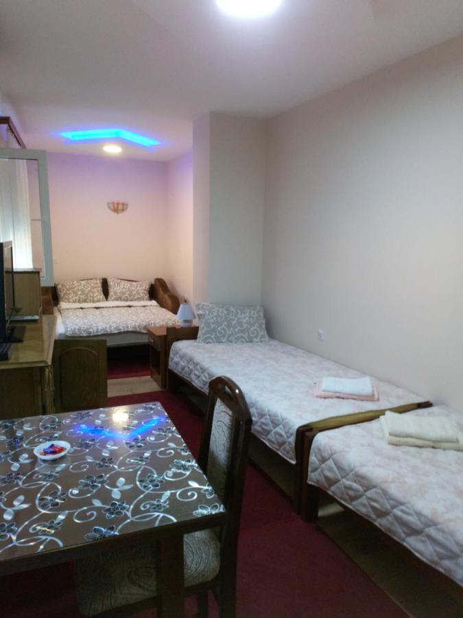 Guest House Green View Пирот Экстерьер фото
